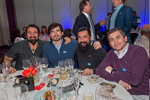 Empiece escribiendo el nombre de una imagen del sitio o introduzca la URL