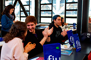 /s/8bastidas.jpg?v=1