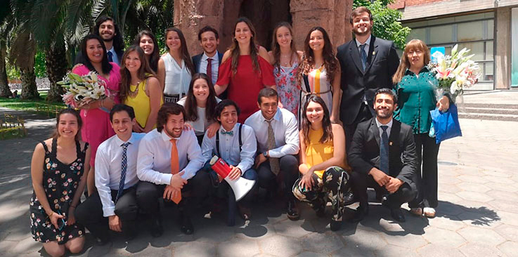 Empiece escribiendo el nombre de una imagen del sitio o introduzca la URL